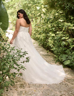 Rebecca Ingram Ventura Wedding Dress